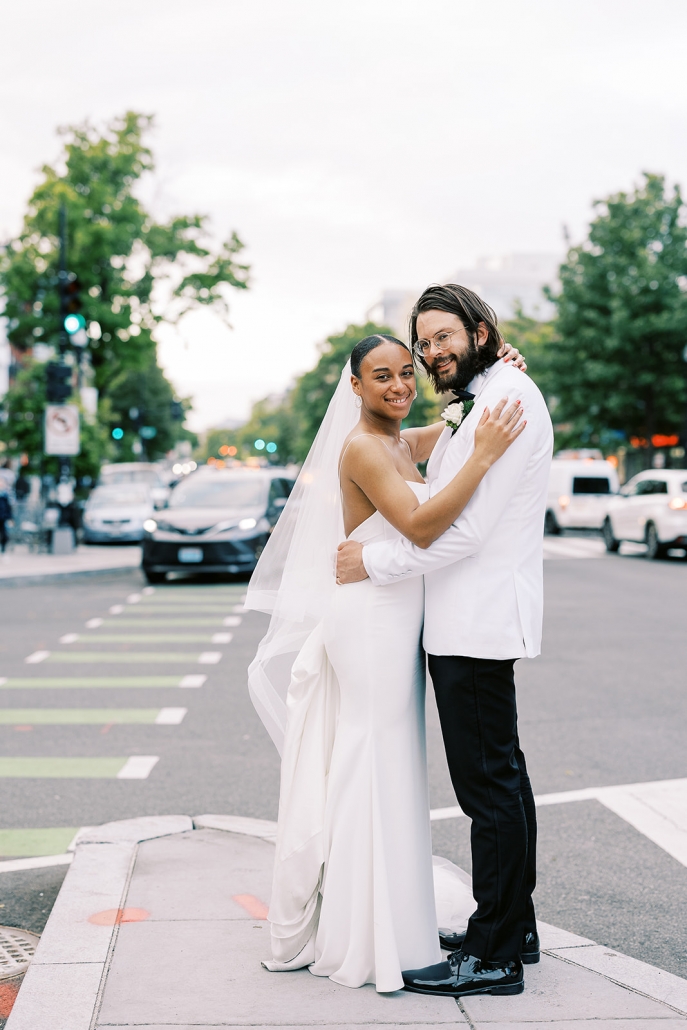 Newlywed portrait downtown DC